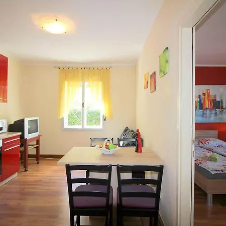 In - Istrien 10035 Appartamento *